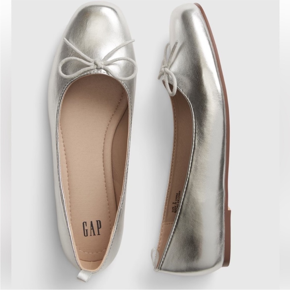 NWOT GAP Women's Gold/Bronze Ballet Flats